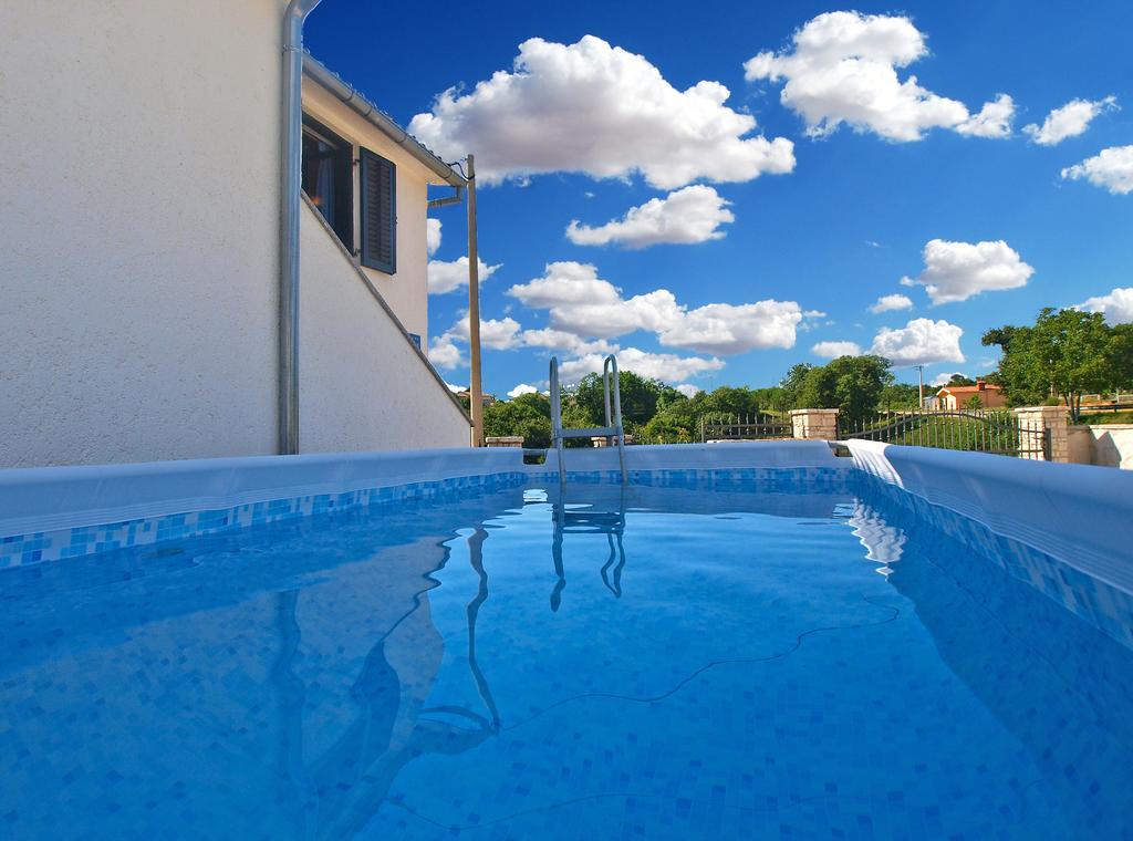 House Sandra 1430 Peresiji エクステリア 写真